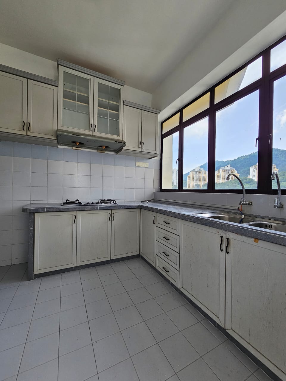 Condo for sale marina tower relau - Image 3