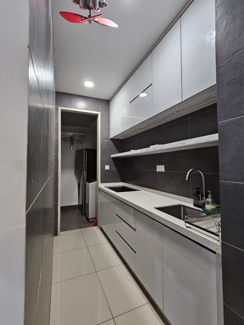 2 bedroom condo with perfect move in condition - Image 7