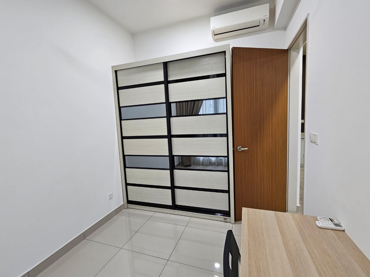 2 bedroom condo with perfect move in condition - Image 4