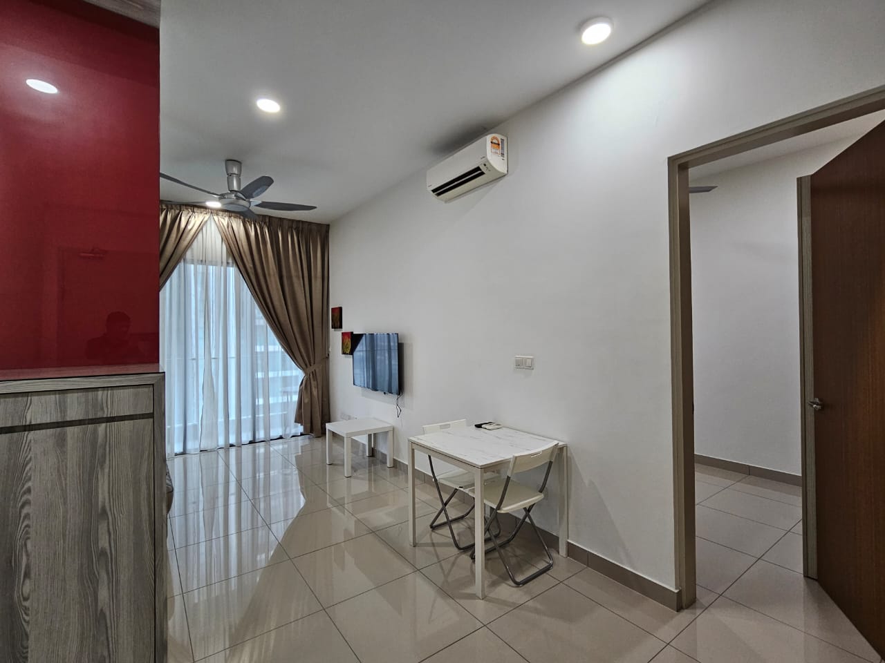 2 bedroom condo with perfect move in condition - Image 2