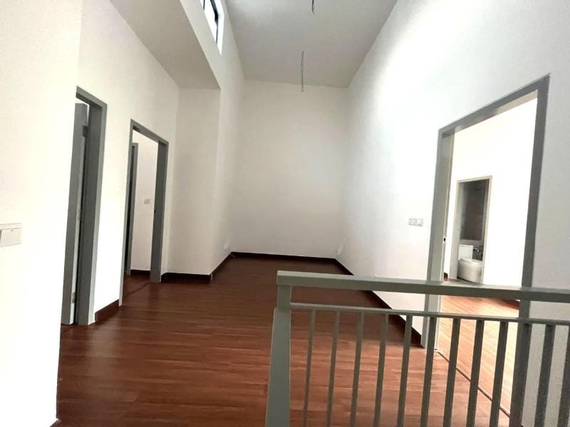 RUMAH SEWA RM2,600‼️| 4+1 BILIK | 2,104 SQFT | SETIA ALAM 2-Storey Terrace @ Setia Utama 3, Setia Alam  Rumah luas |4+1 bilik, 4 bilik air & gated guarded! 📍 Setia Utama 3, Setia Alam •   - Image 4