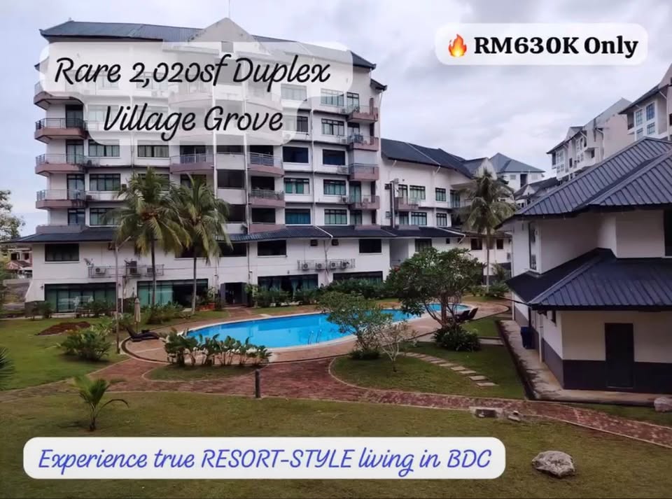 Resort Living in BDC | 2,020 sqft Duplex for Sale | Village Grove Condo