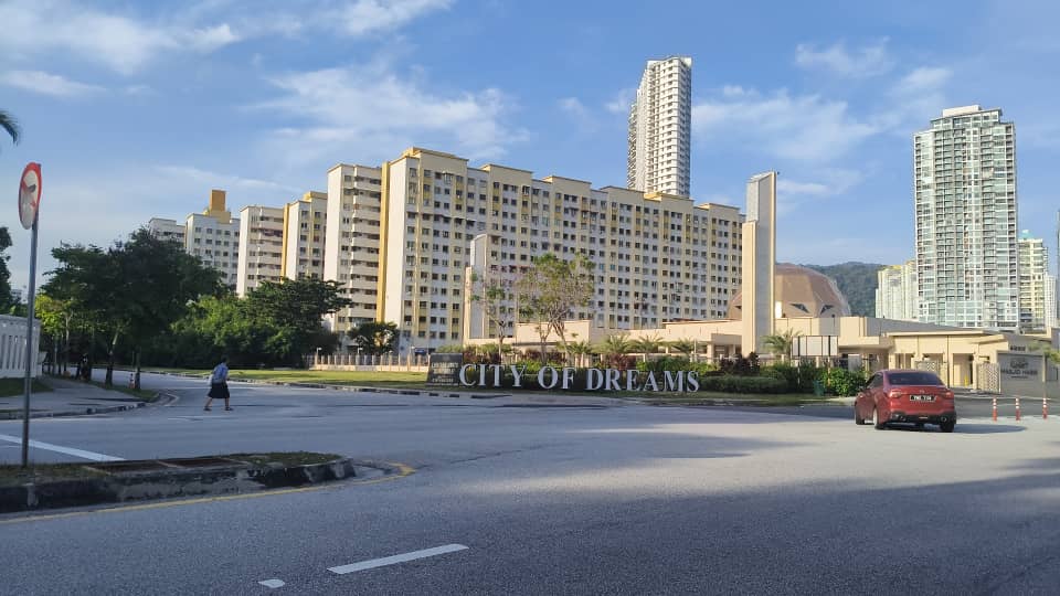 Palm Court Apartment for Rent at Tanjung Tokong Penang - Image 2