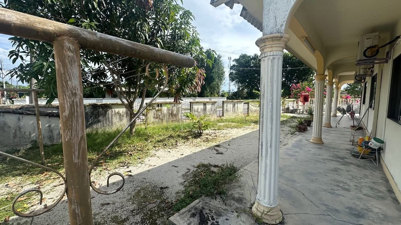 Menglembu Taman Sentosa  Single storey Conner House For sale - Image 3