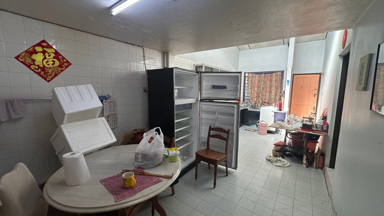Menglembu Taman Sentosa  Single storey Conner House For sale - Image 11