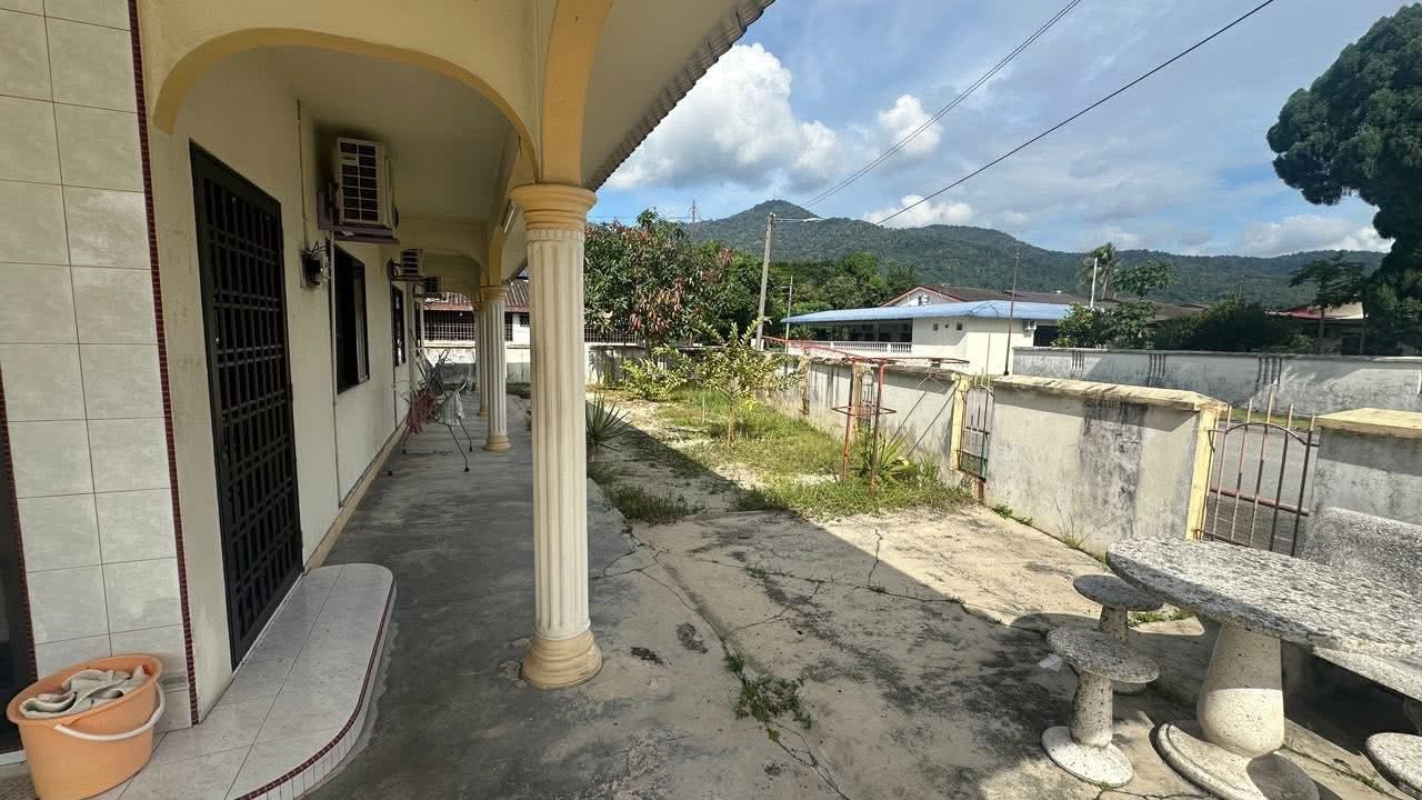 Menglembu Taman Sentosa  Single storey Conner House For sale - Image 4