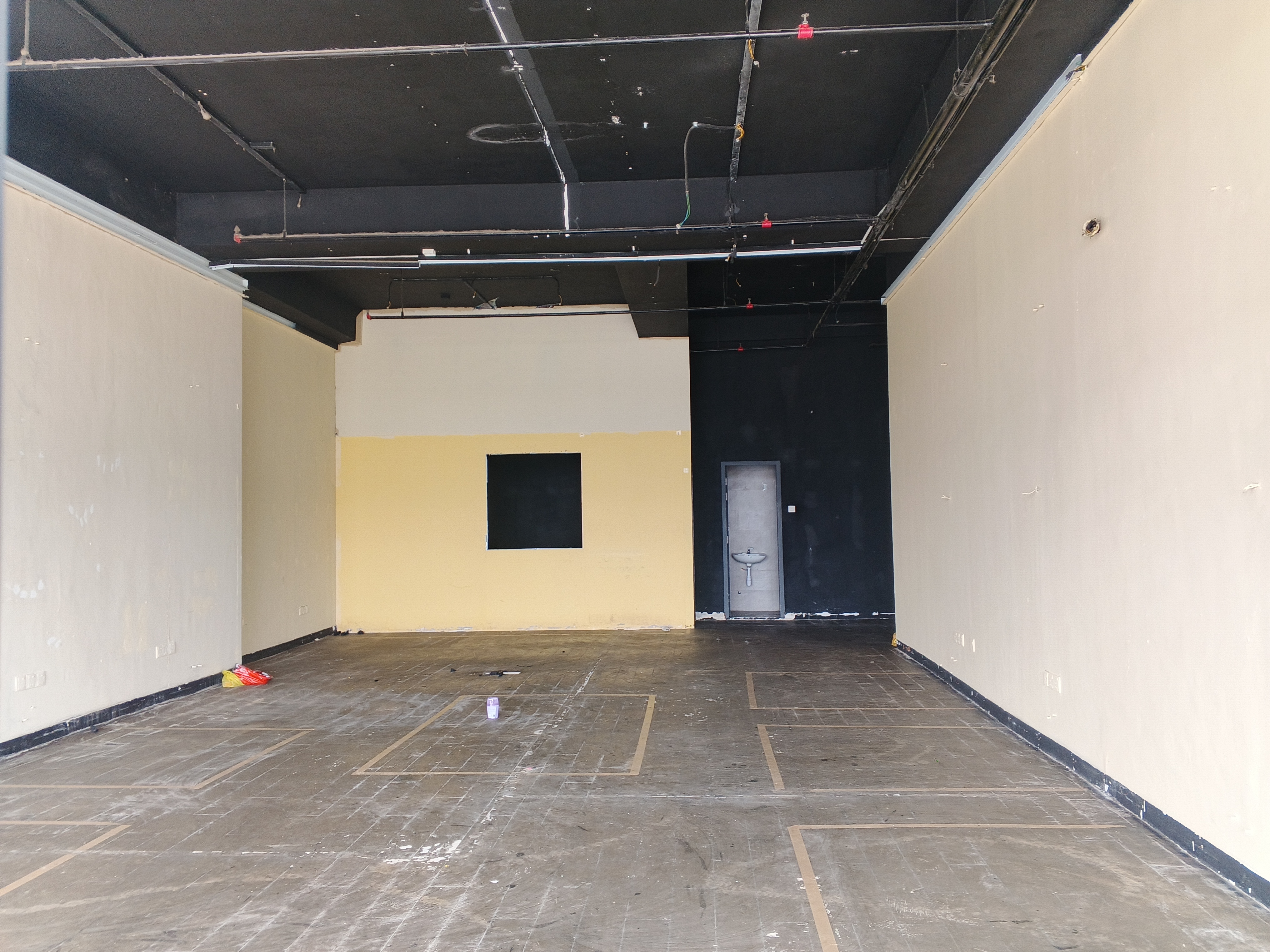 Emporis Kota damansara office lot for rent Petaling jaya Selangor Shop lot for rent  - Image 1