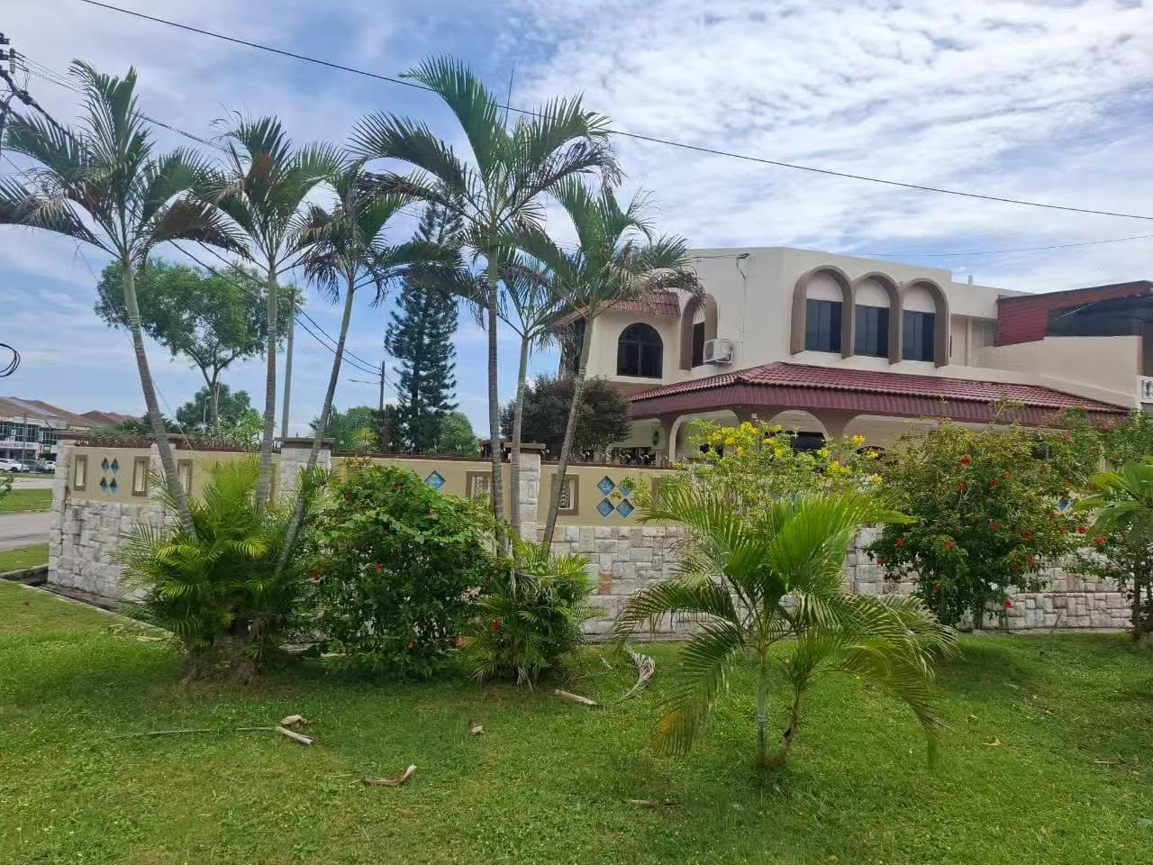 Taman Rishah off Jalan Silibin 2 Storey Corner Semi Detached House For Sale 