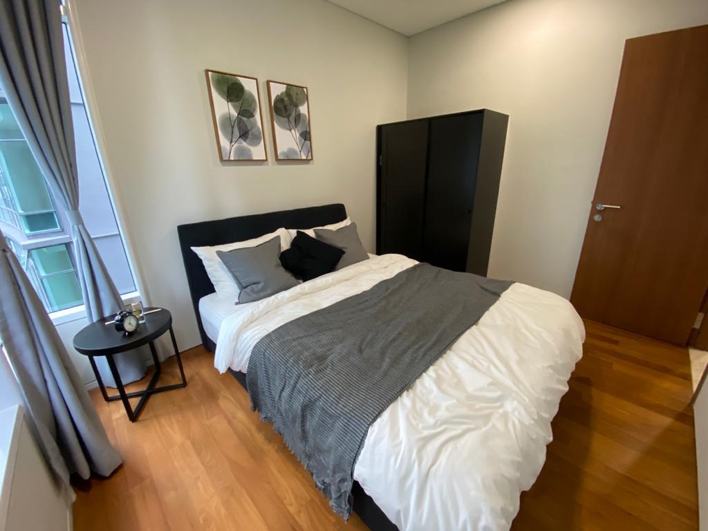 Sky Suites @ KLCC Fully Furnished - Image 13