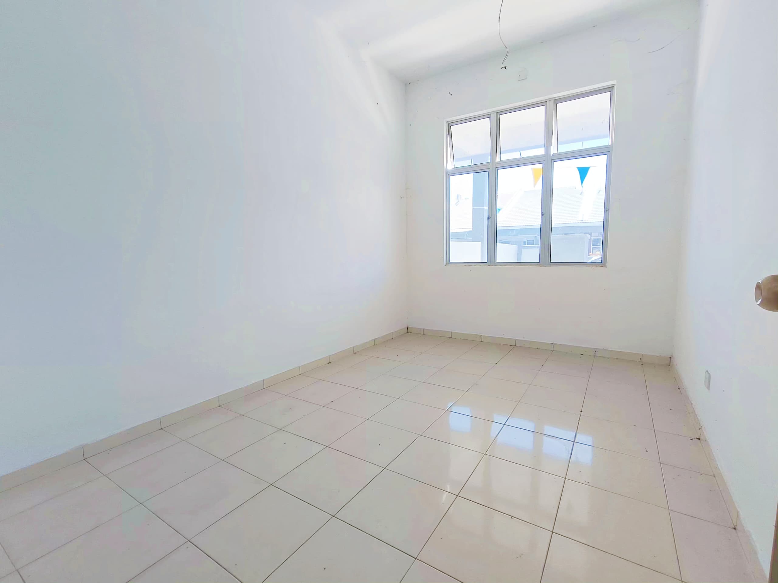 BELOW MARKET VALUE Single Storey Terrace Taman Lukut Merati Port Dickson Negeri Sembilan  - Image 9