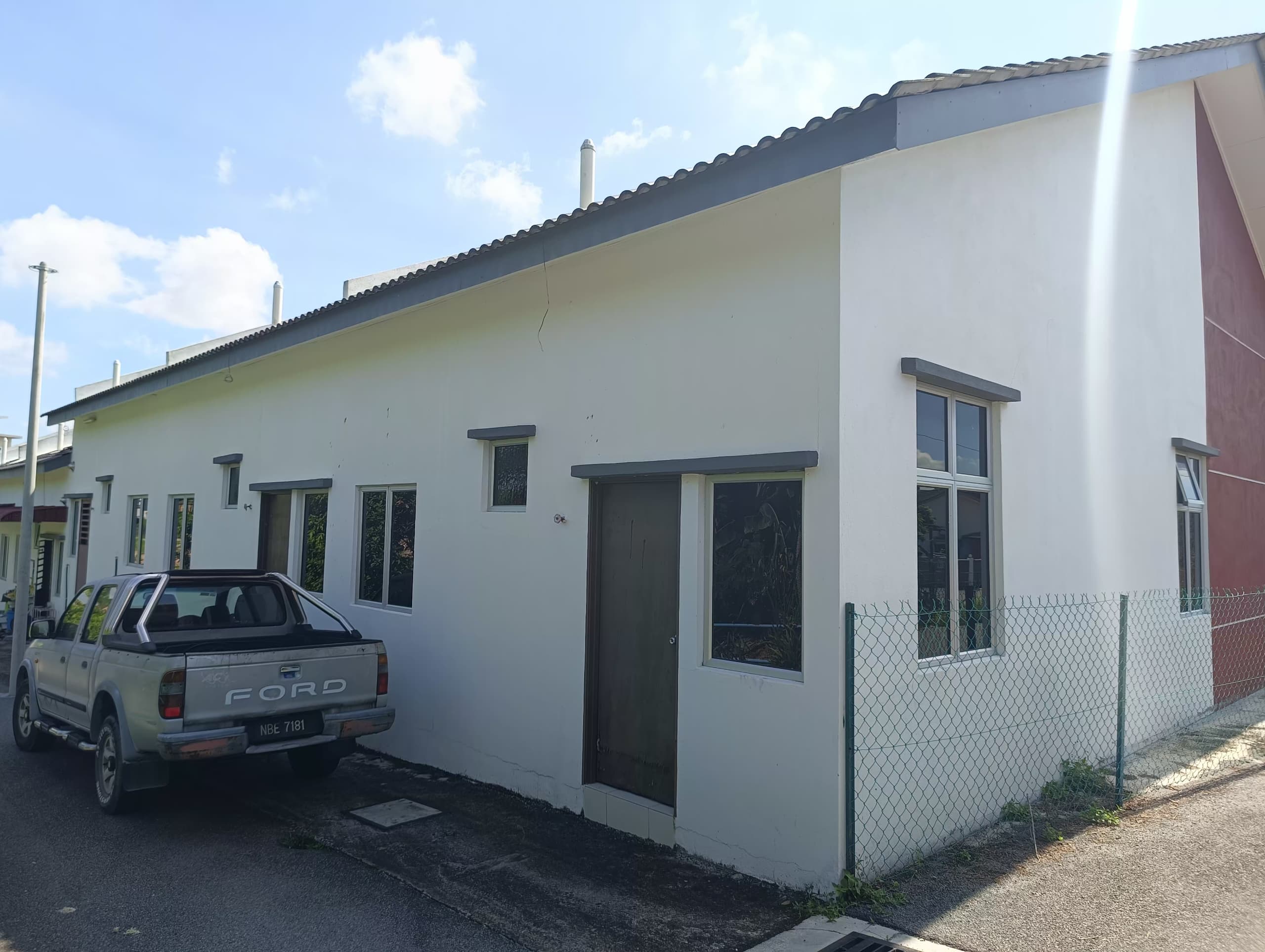 BELOW MARKET VALUE Single Storey Terrace Taman Lukut Merati Port Dickson Negeri Sembilan  - Image 6
