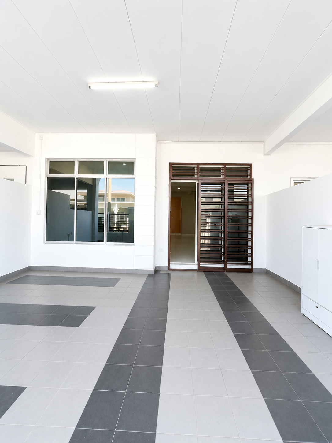Jalan Bangau 2 Bandar Putra Kulai | 4 Bedroom Freehold Terrace | RM490K - Image 9