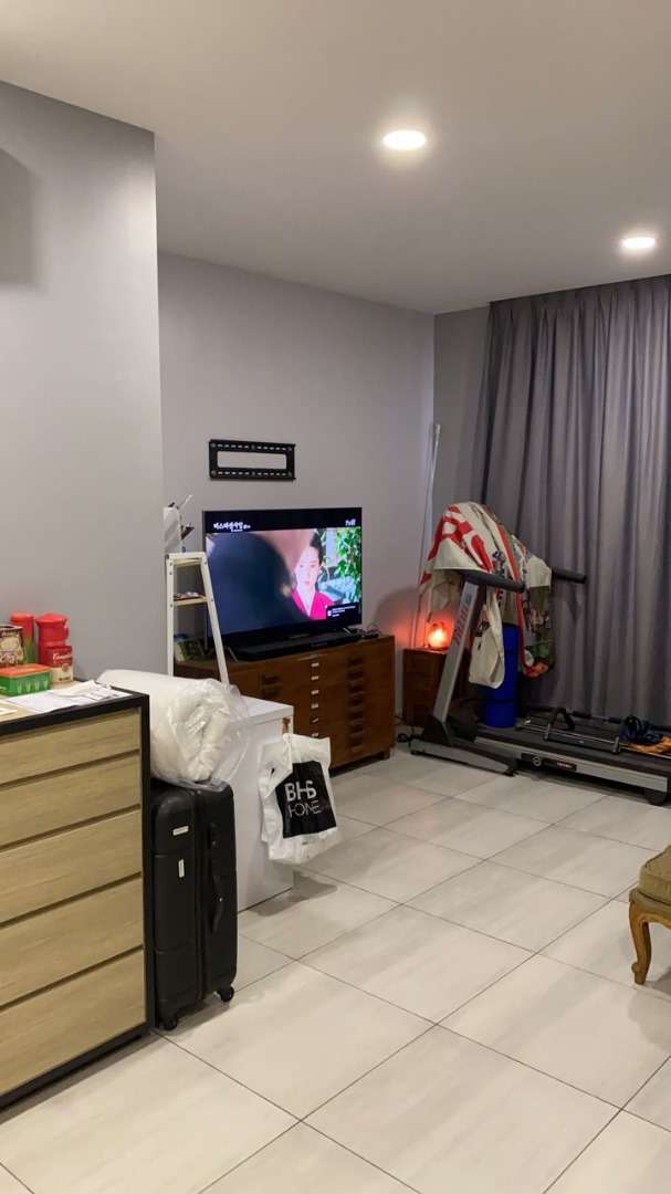 Renovated, 2 Storey Intermediate house, Laman Glenmarie,Shah Alam - Image 8