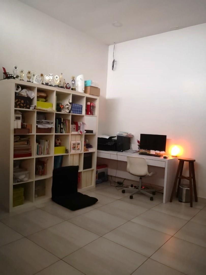 Renovated, 2 Storey Intermediate house, Laman Glenmarie,Shah Alam - Image 14