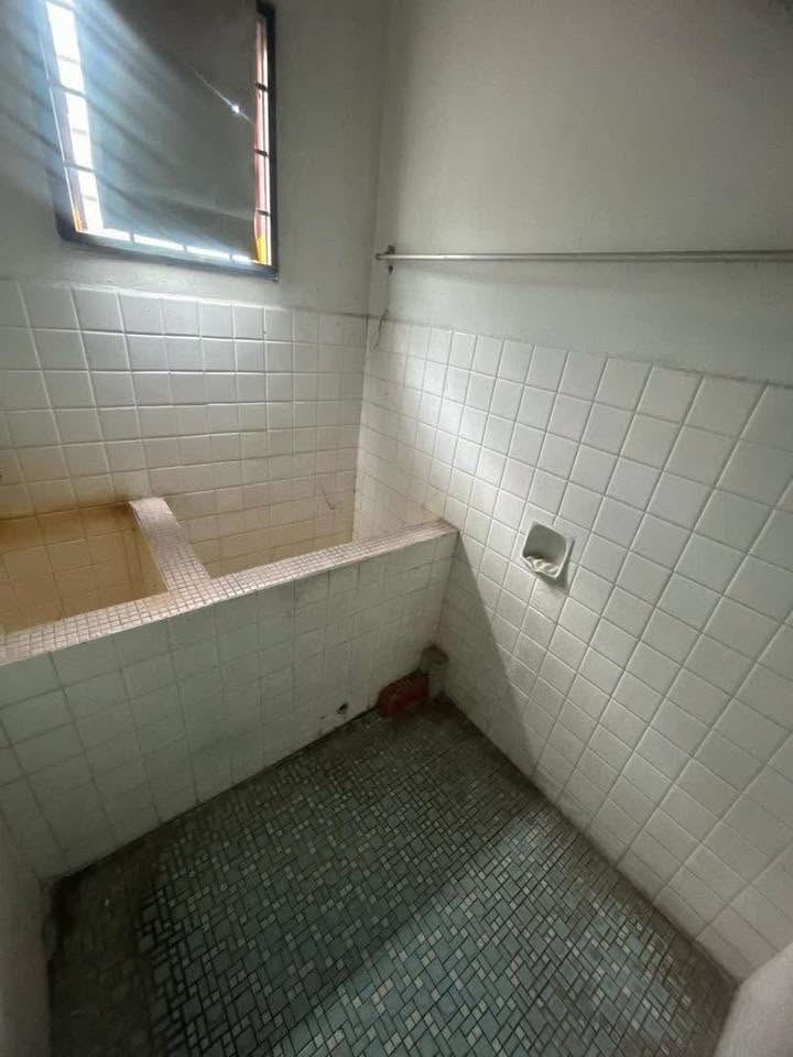 Menglembu Taman Hong Kong Single Storey Terrace House For Sale - Image 10