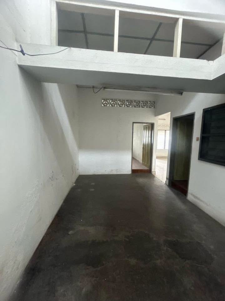 Menglembu Taman Hong Kong Single Storey Terrace House For Sale - Image 6