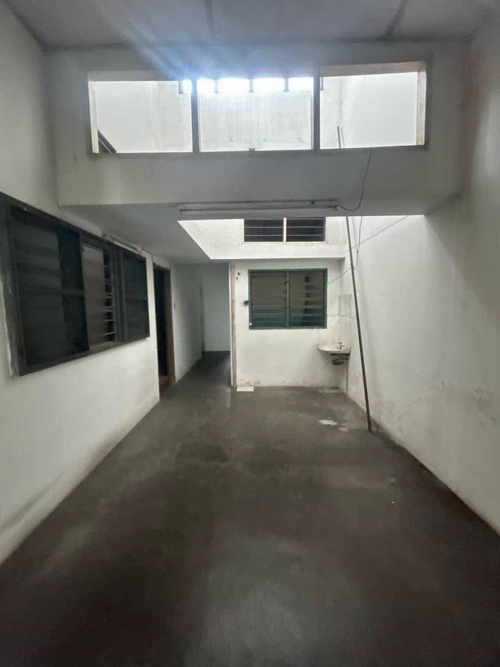 Menglembu Taman Hong Kong Single Storey Terrace House For Sale - Image 5