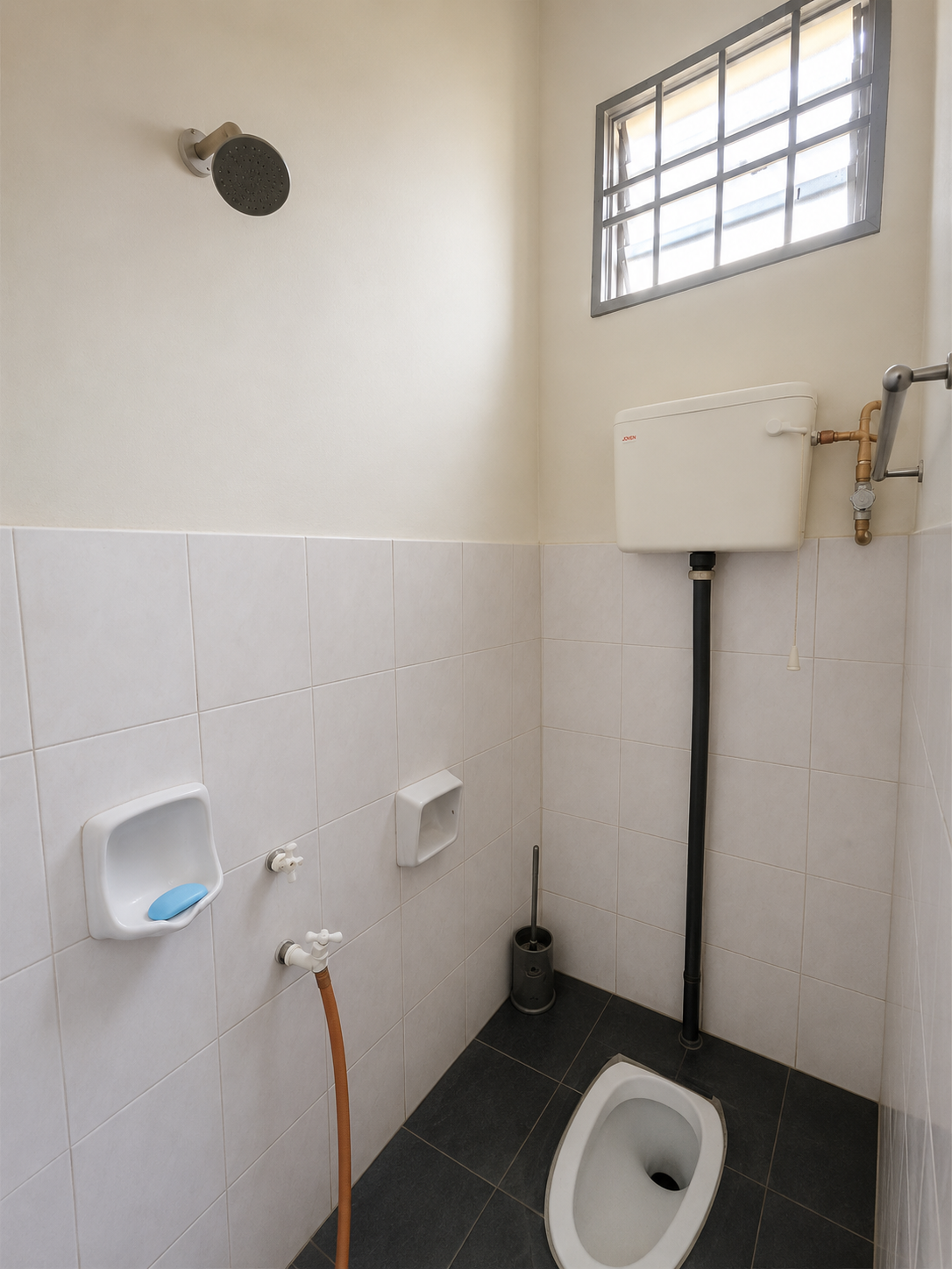 Jalan Ara, Bandar Putra Kulai | Renovated 3 Bedroom House | RM360K - Image 2