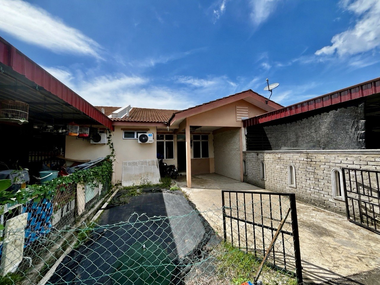 Below Value Freehold Single Storey Terrace in Taman Permai Utama Gurun - Image 2