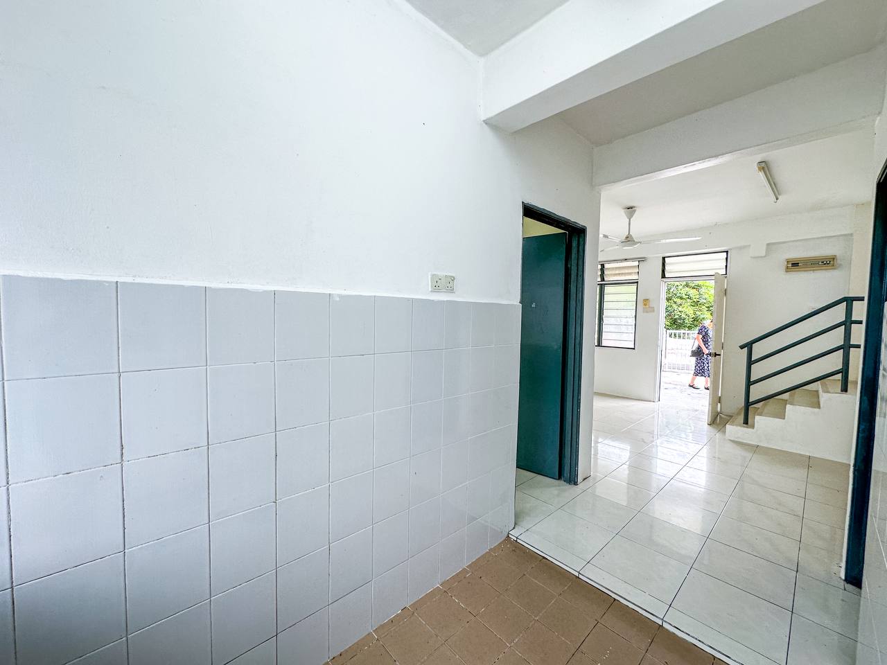 ENDLOT 2 Storey Terrace Taman Salak Perdana Bandar Baru Salak Tinggi - Image 5