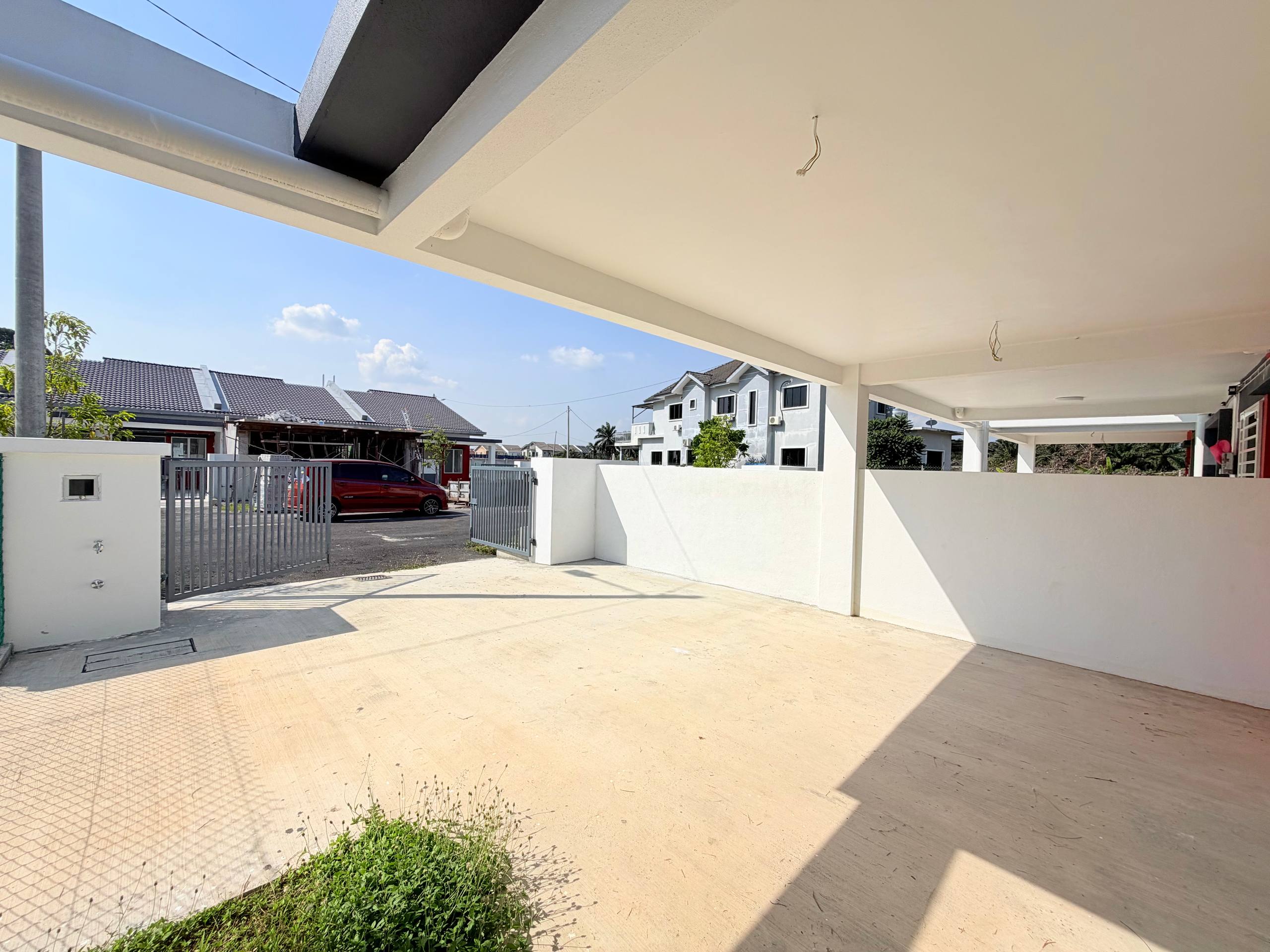 RUMAH BARU! 1 Storey Terrace, Taman Salak Kasturi, Sepang - Image 3