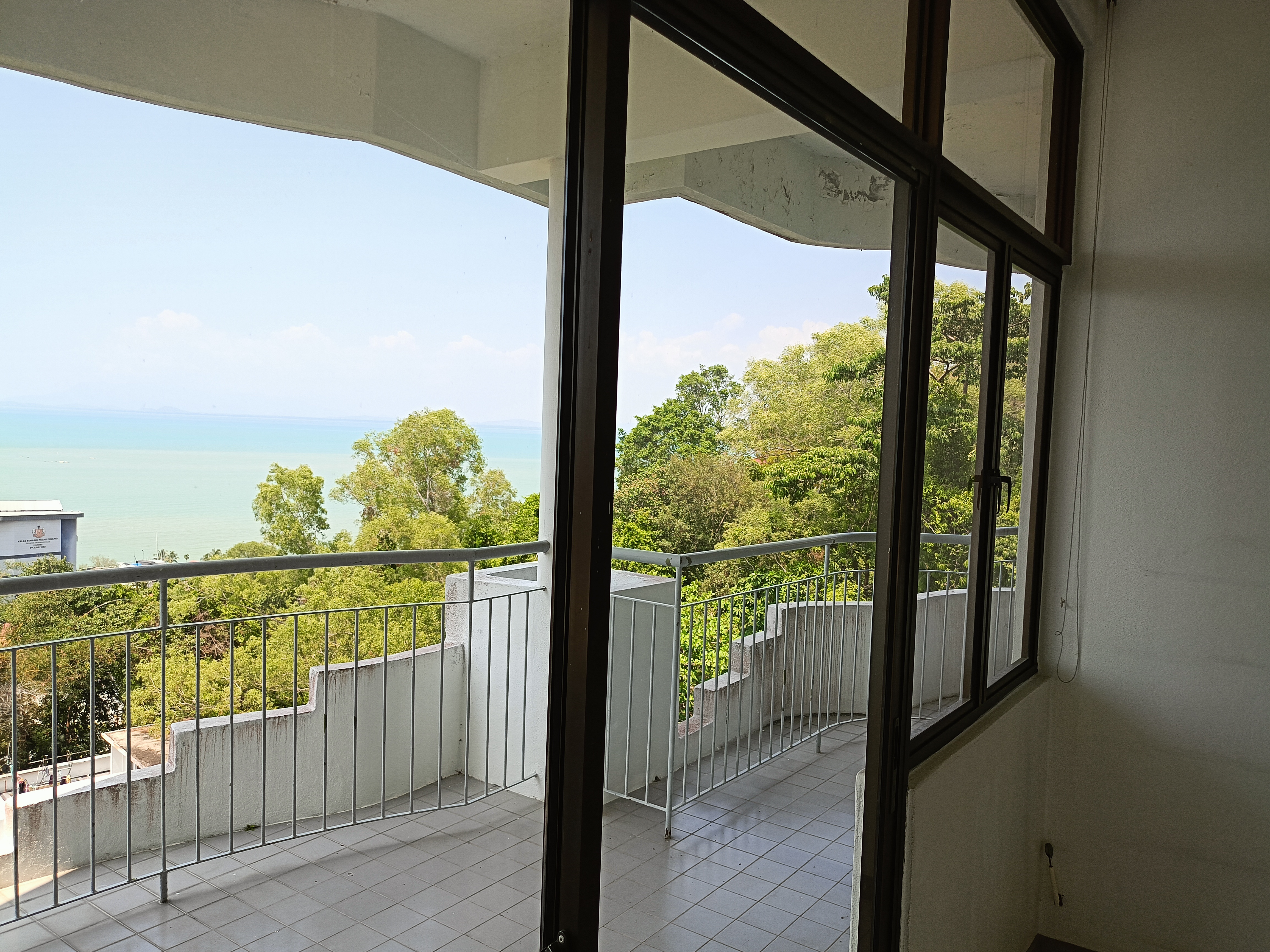 Villa Mutiara Duplex( Penthouse) @ Puncak Bukit Mutiara,11200 Tanjung Bungah, Penang - Image 15