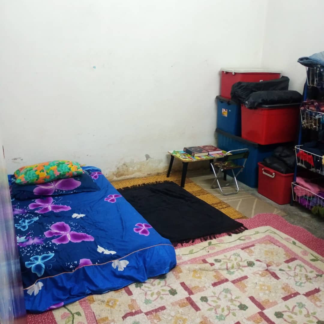 Affordable 3-Bedroom Freehold Single Storey Terrace in Taman Penaga - Image 4