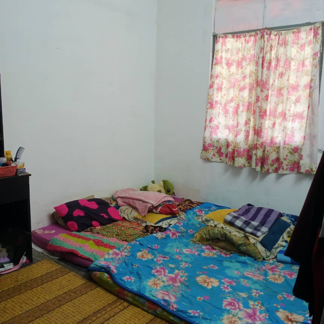 Affordable 3-Bedroom Freehold Single Storey Terrace in Taman Penaga - Image 3