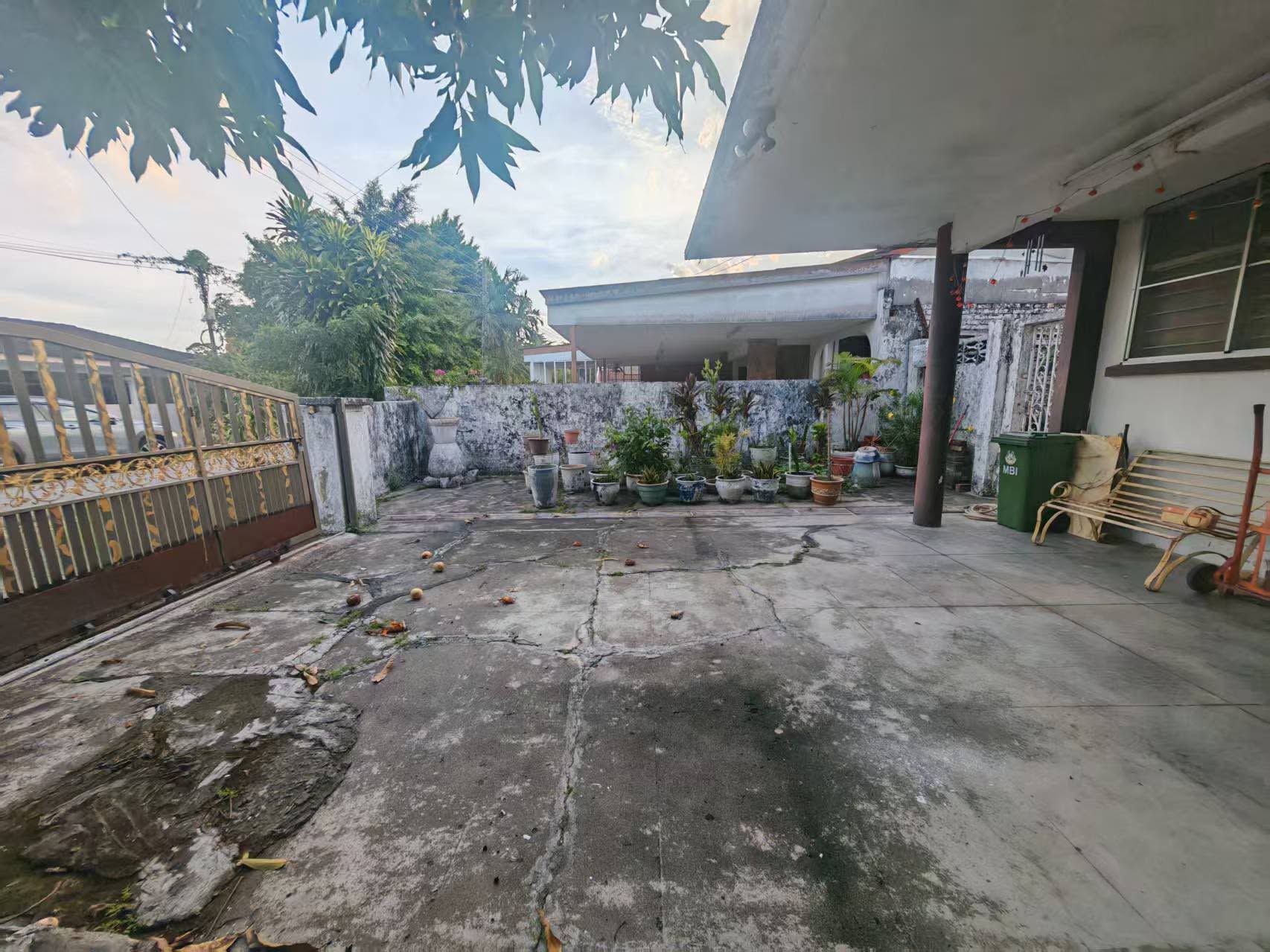 Pasir Putih Taman Camay Single Storey Semi D For Sale Ipoh - Image 2
