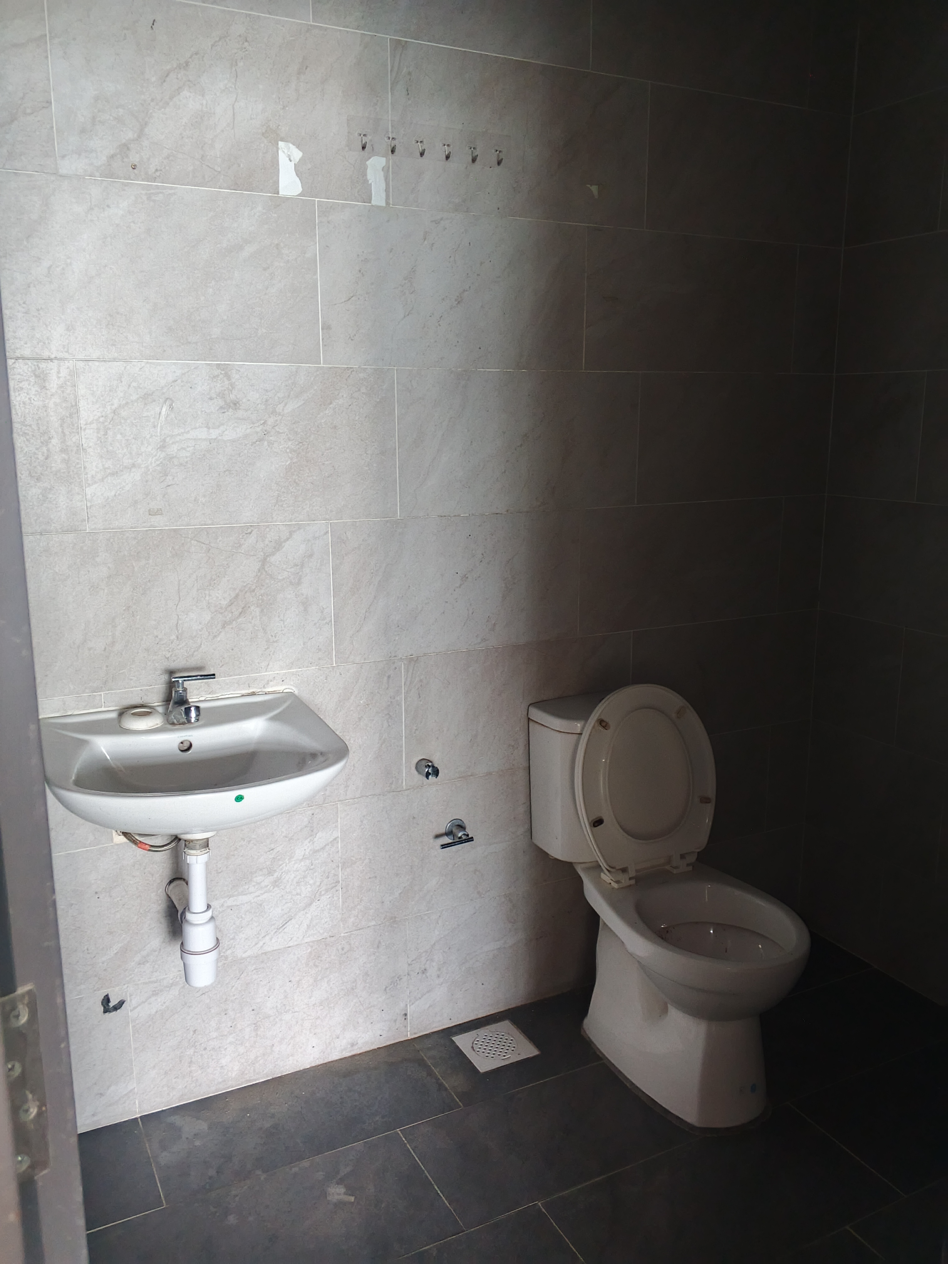 Emporis Kota damansara office lot for rent Petaling jaya Selangor good investment  - Image 3