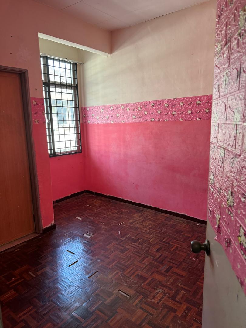 4BR Double Storey Terrace For Sale @ Taman Air Tawar Indah | Freehold - Image 8