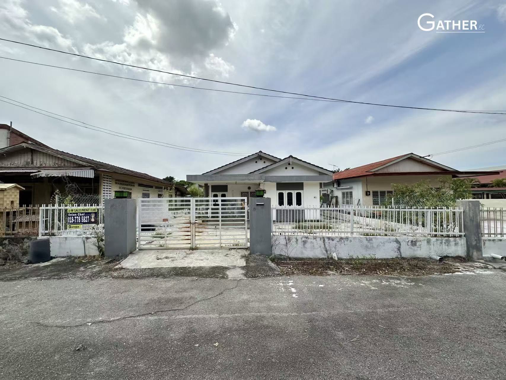 Lahat Single Storey Bungalow House For Sale Ipoh