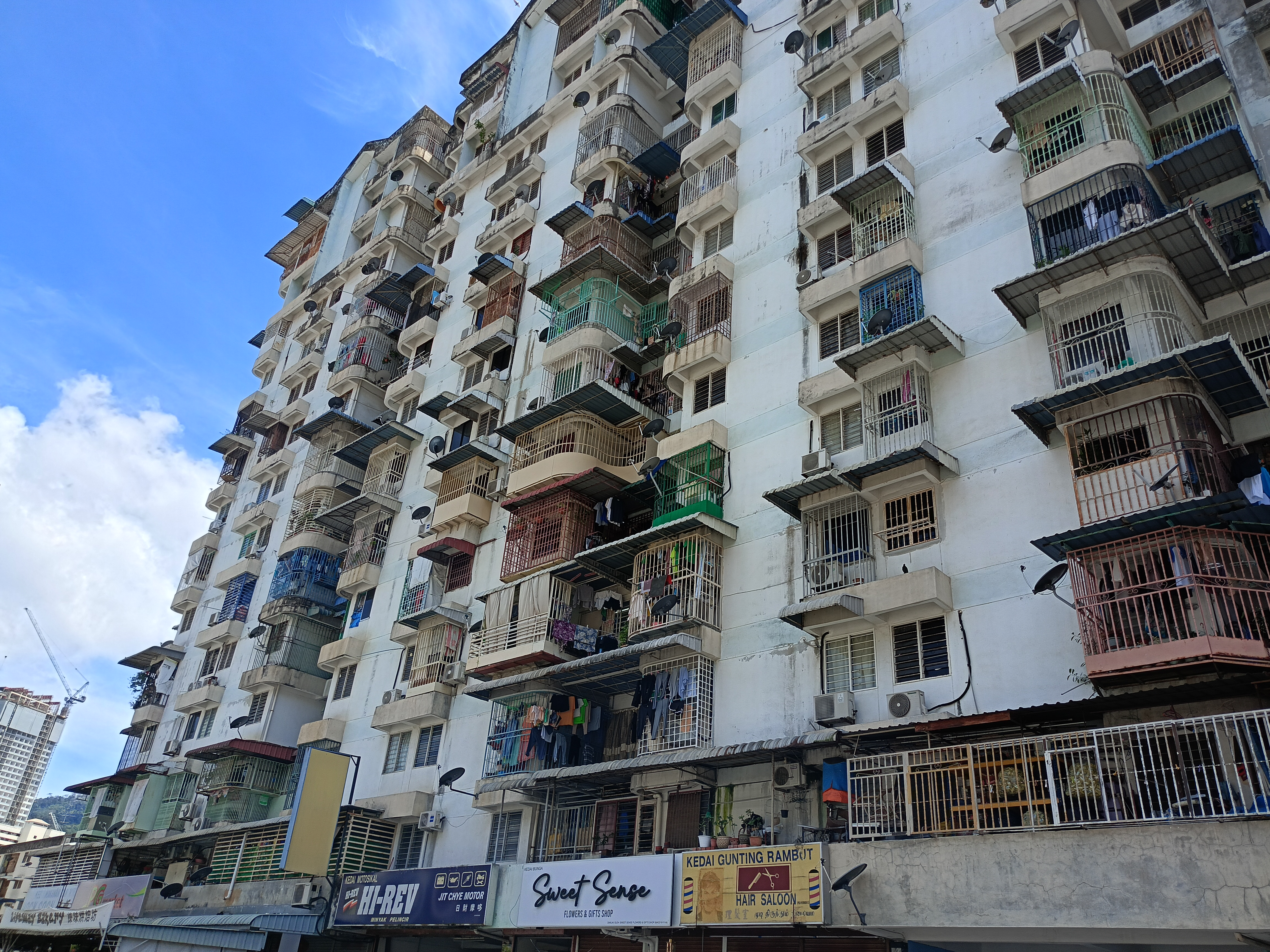 Desa Intan Block 7A,Farlim 3 bedrooms 650sf Low Floor unit - Image 12