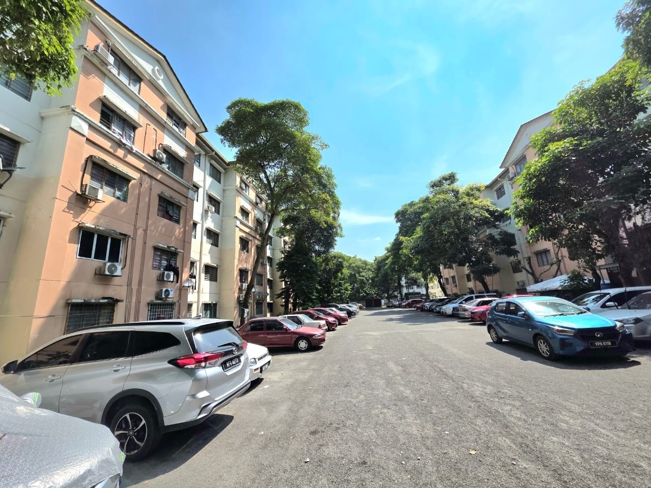 Rumah PANGSAPURI SEROJA, TAMAN PUCHONG INDAH UNTUK DIJUAL - Image 2