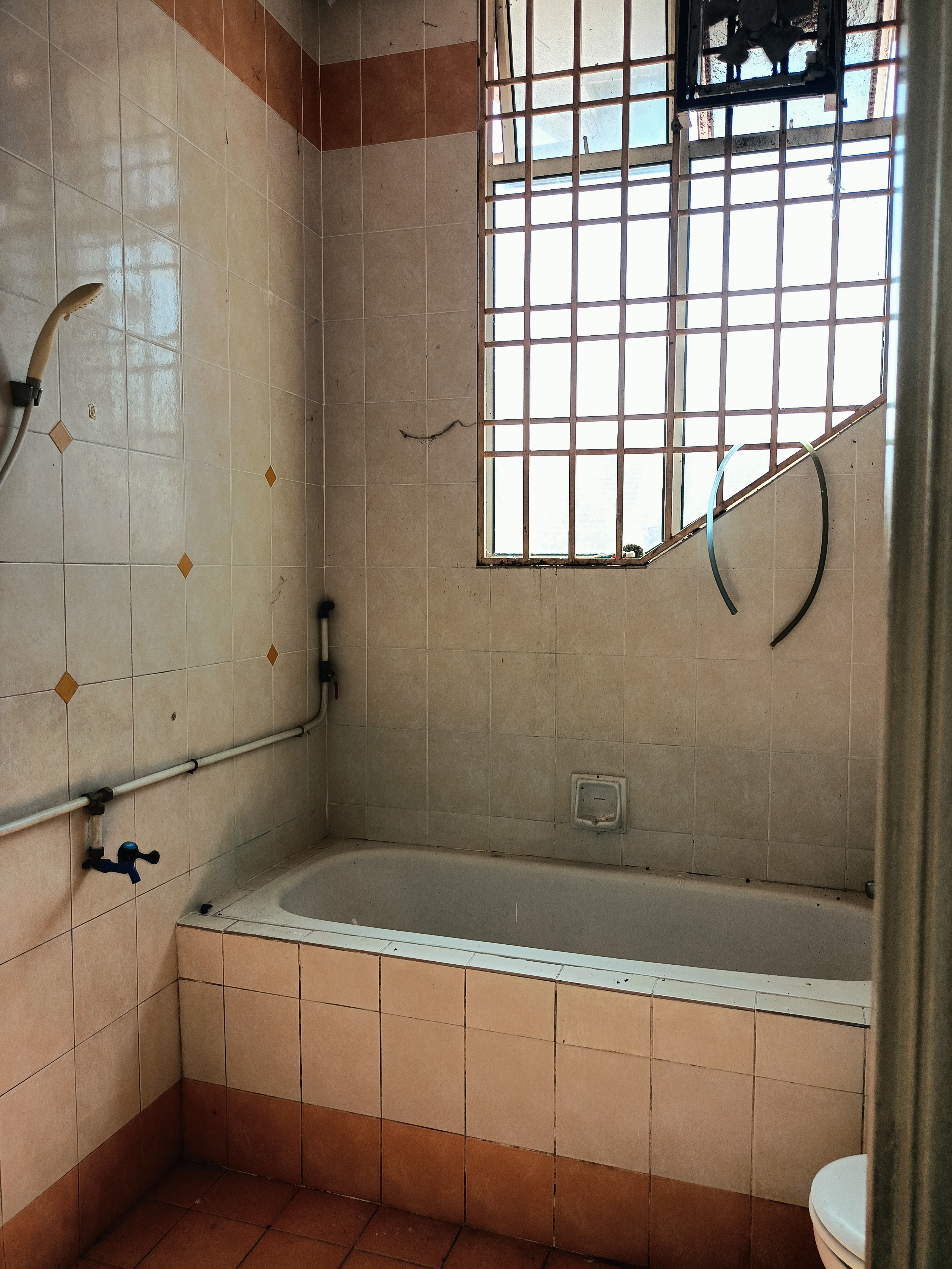2 storey Semi Detached House at Lorong Kekabu Permatang Damar Laut, Batu Maung Penang  - Image 26