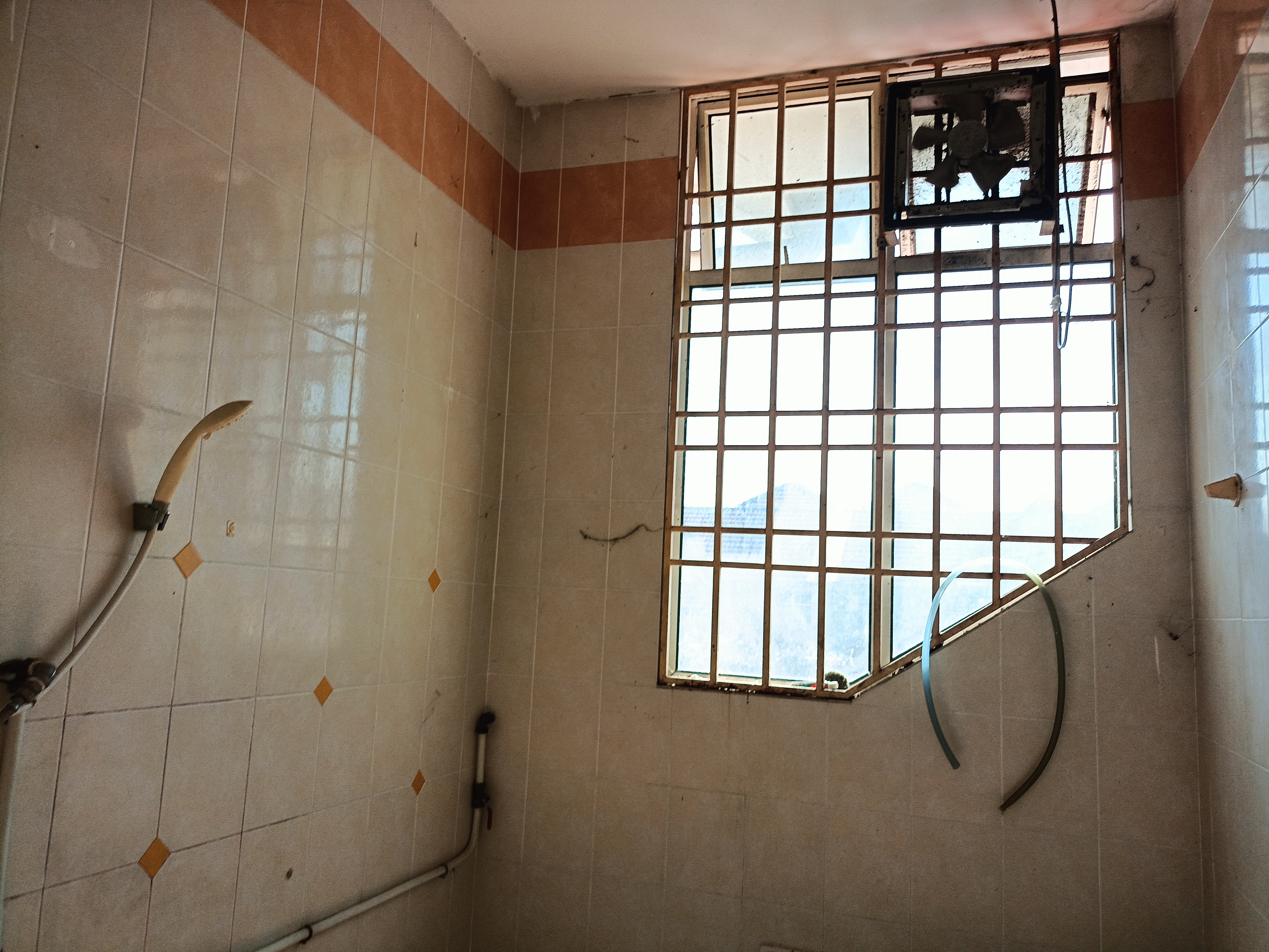 2 storey Semi Detached House at Lorong Kekabu Permatang Damar Laut, Batu Maung Penang  - Image 13