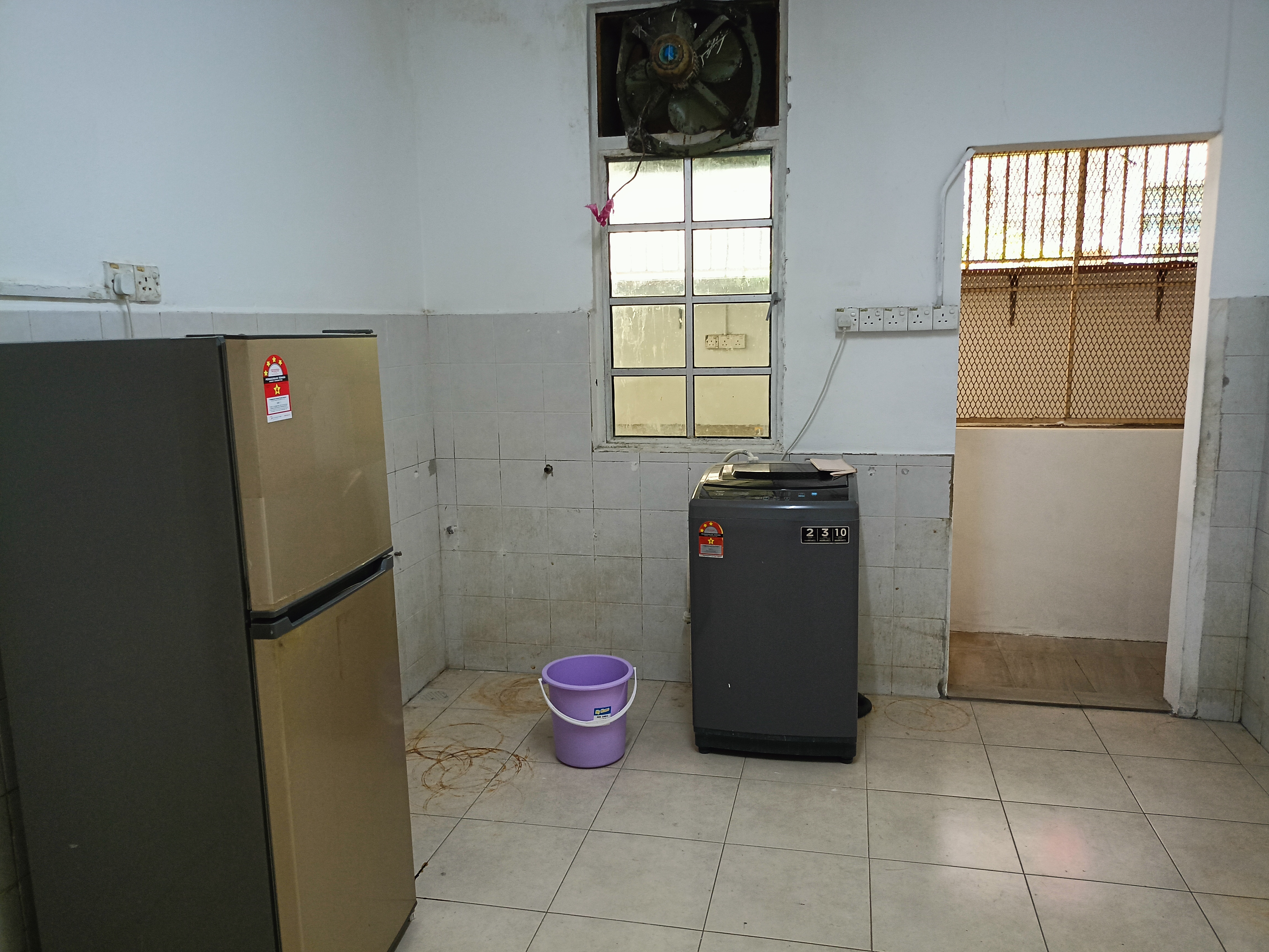 2 storey Semi Detached House at Lorong Kekabu Permatang Damar Laut, Batu Maung Penang  - Image 17