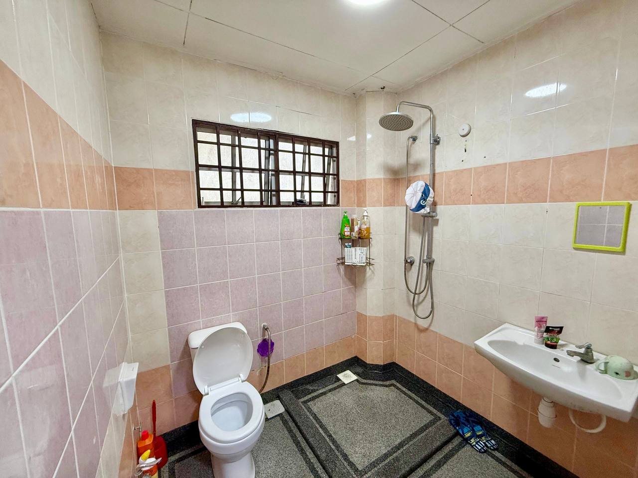 WALKING DISTANCE to SCHOOL ‼️ DUAL FRONTAGE ‼️ FURNISHED ‼️ Double Storey Terrace Presint 9a Putrajaya - Image 9