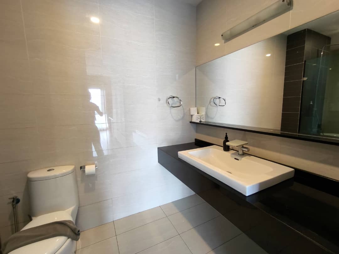 Geo 38 Residence 3 Bedrooms Unit For Sale - Image 7