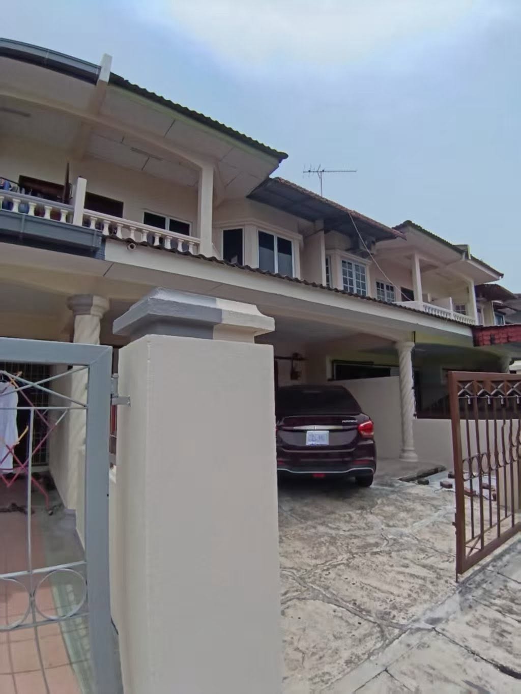 PENGKALAN Taman Pengkalan Gerbang Mutiara 2 Storey Terrace House For Sale 