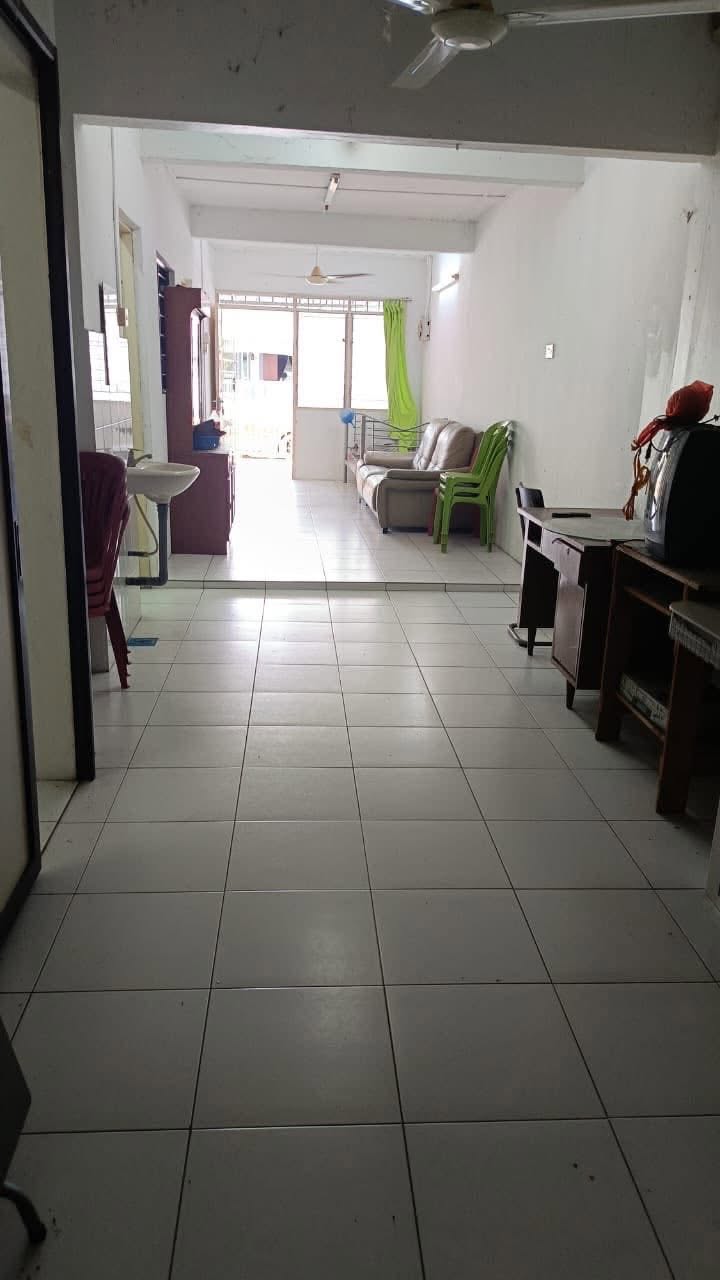 Lahat Taman Pinji Mewah Single Storey Terrance House For Sale - Image 3