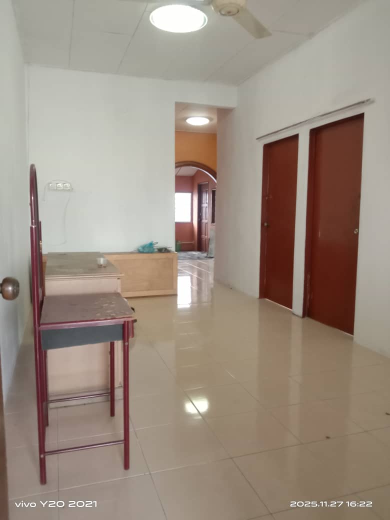 Freehold 3BR Single Storey Terraced House For Sale at Taman Mahsuri - Image 2