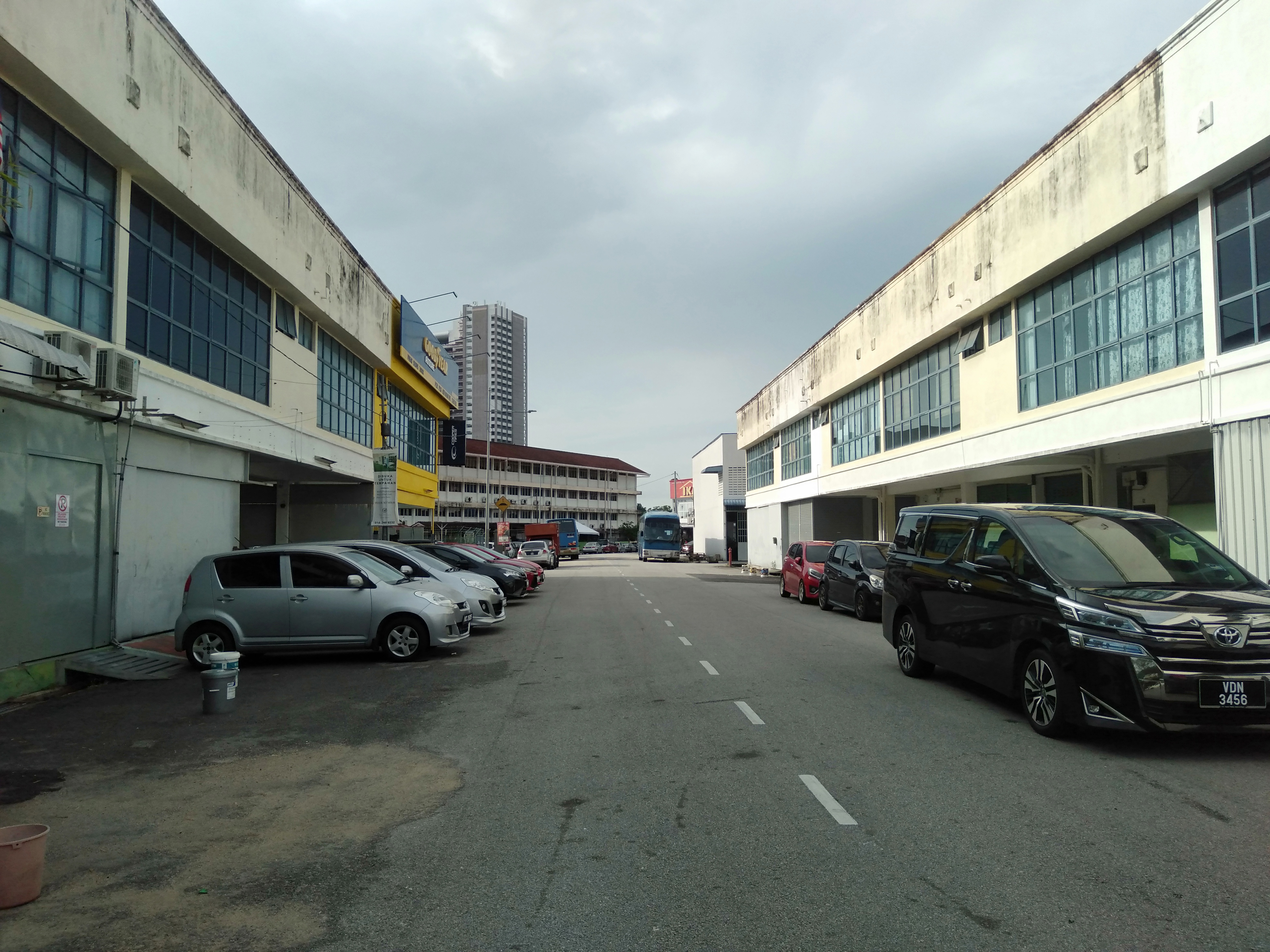 Light Industrial Factory/ Warehouse, Shop lot office @Lengkok Teluk Kumbar 3, Penang - Image 3