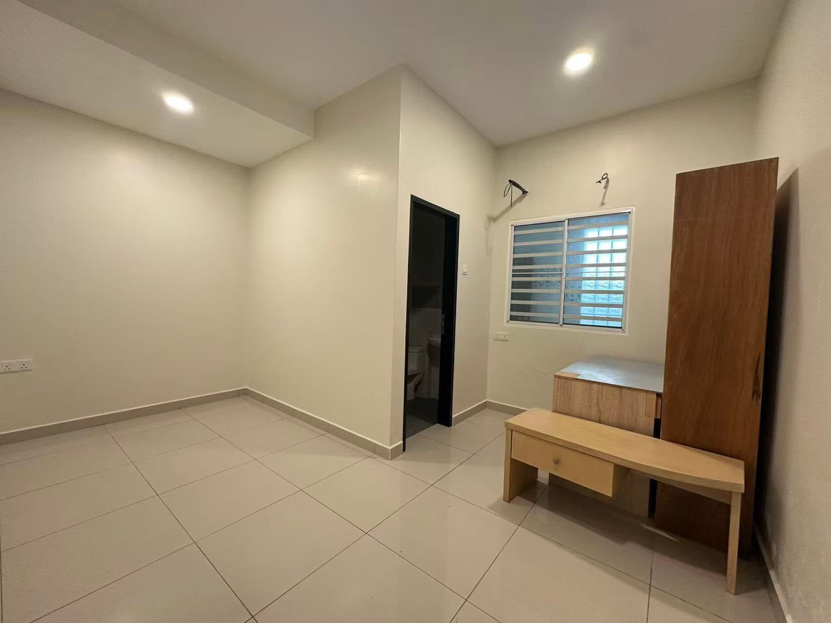TAMAN MANSION DOUBLE STOREY CORNER BUNGALOW FOR SALE IPOH  - Image 8