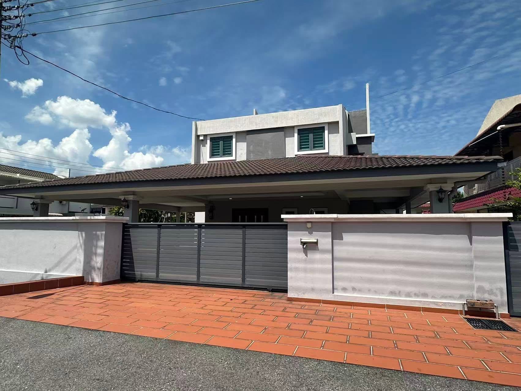 TAMAN MANSION DOUBLE STOREY CORNER BUNGALOW FOR SALE IPOH 