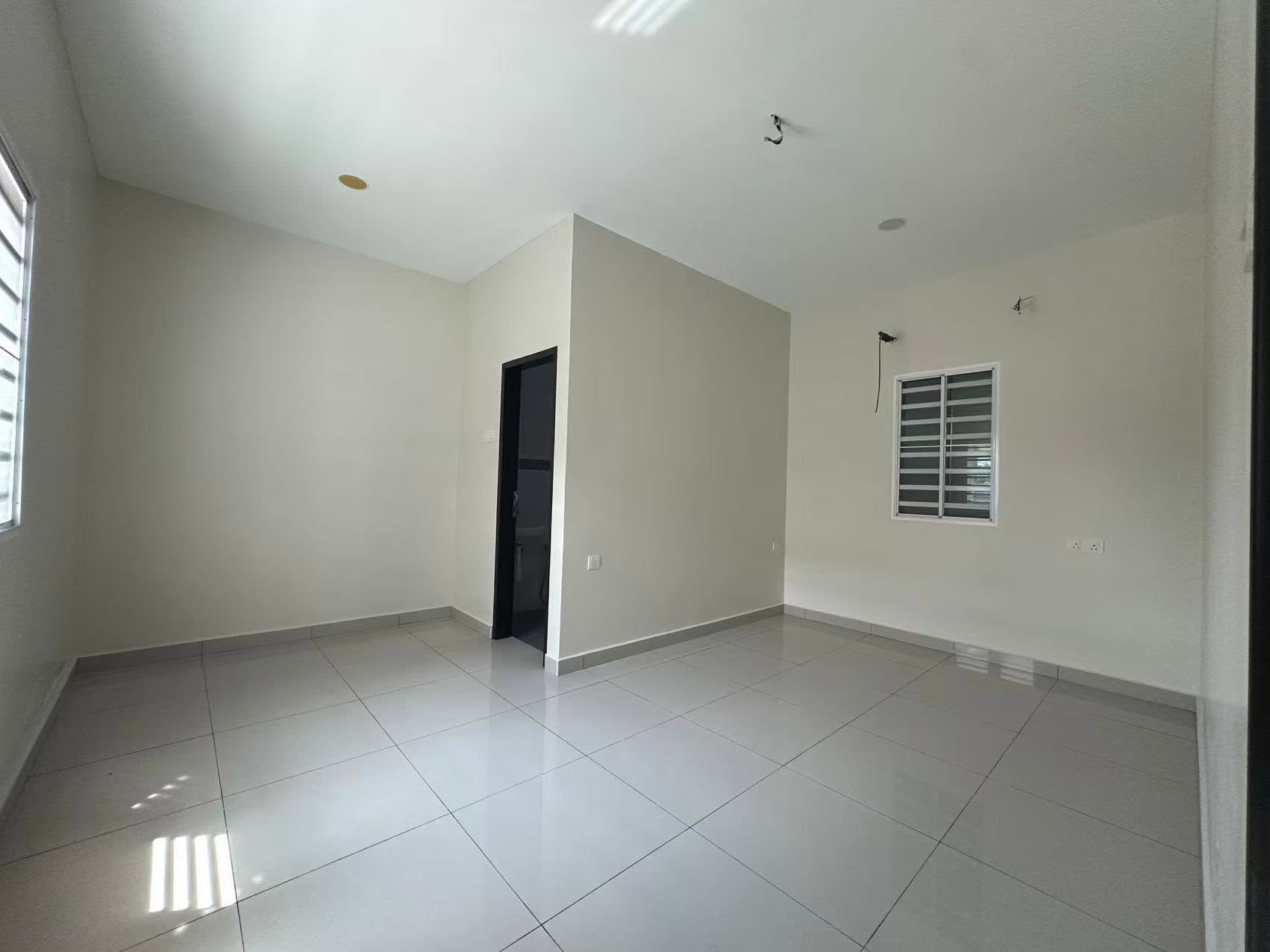 TAMAN MANSION DOUBLE STOREY CORNER BUNGALOW FOR SALE IPOH  - Image 7