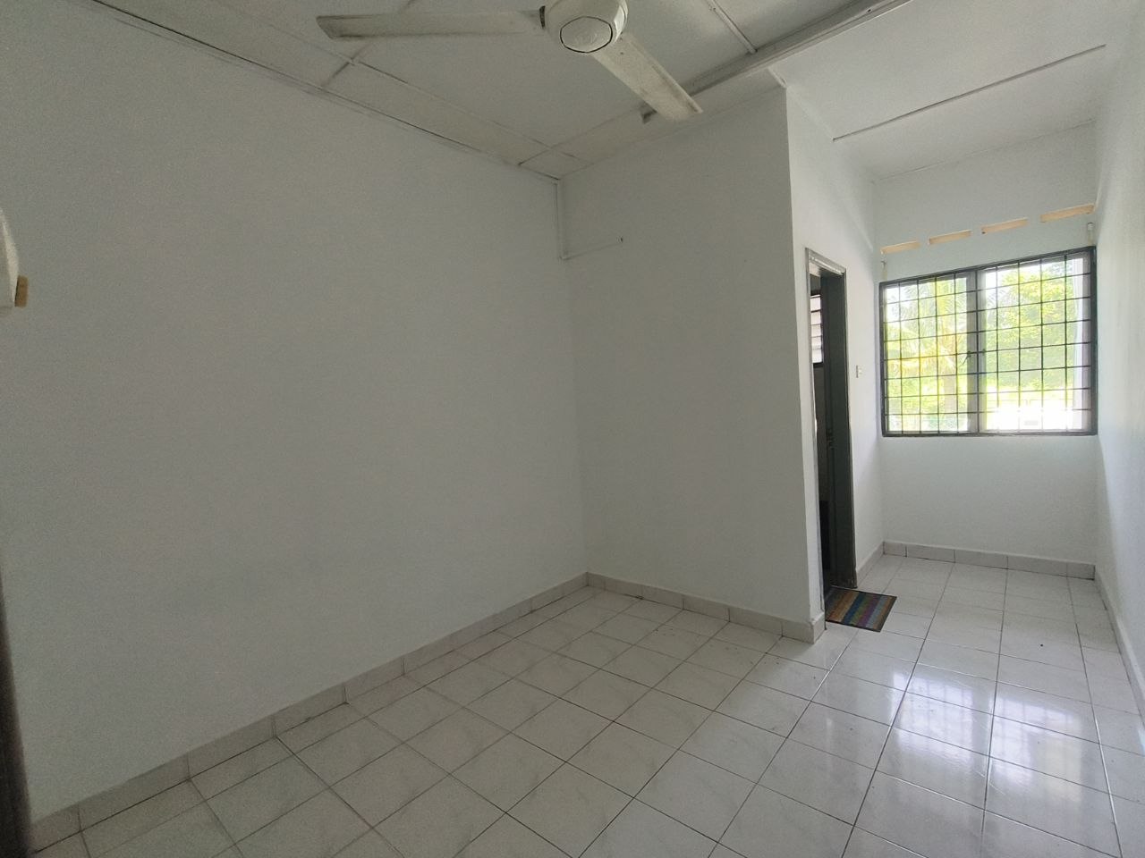 TERRACE HOUSE NEAR KLIA - Image 6