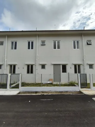 Front elevation of M Senyum terrace houses in Salak Tinggi, Sepang